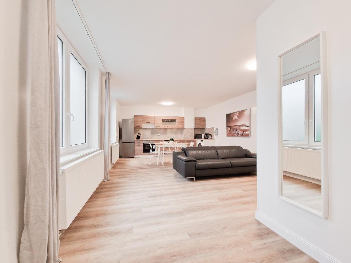 Raj Living - City Apartment With 3 Rooms - 15 Min Messe Dus & 10 Min Old Town Dus Dusseldorf Exterior photo